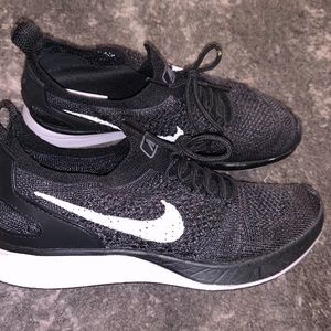 Nike Air Zoom Mariah Flyknit Racer Women's Shoe